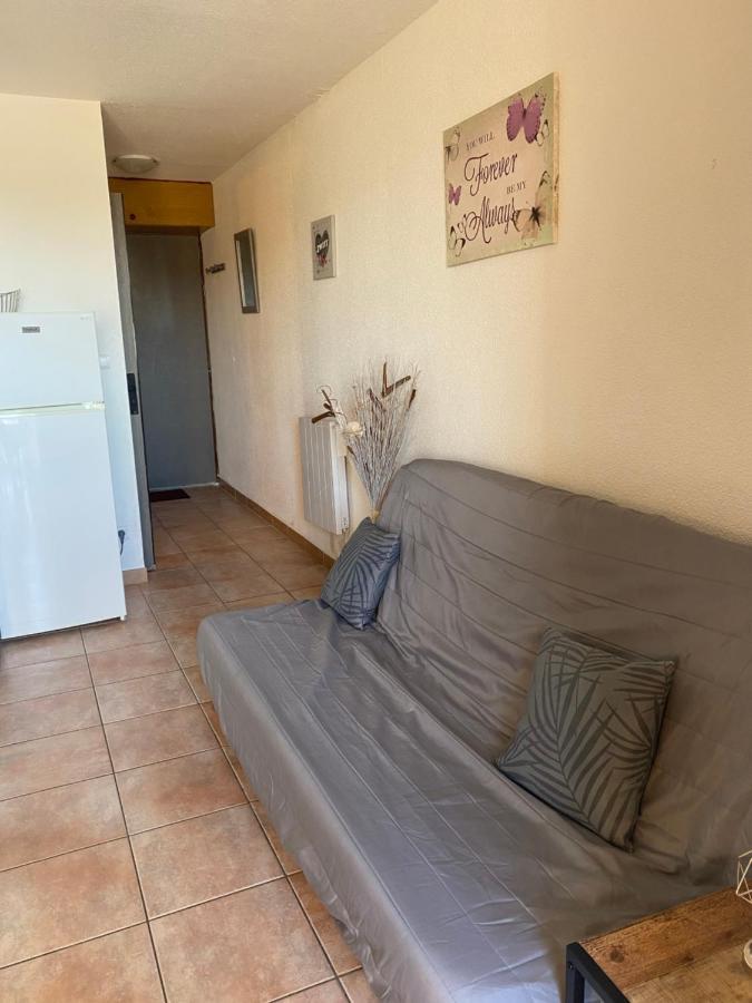 לה ברקרה Appartement En Bord D'Etang מראה חיצוני תמונה